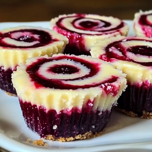 Berry Swirl cake Bites