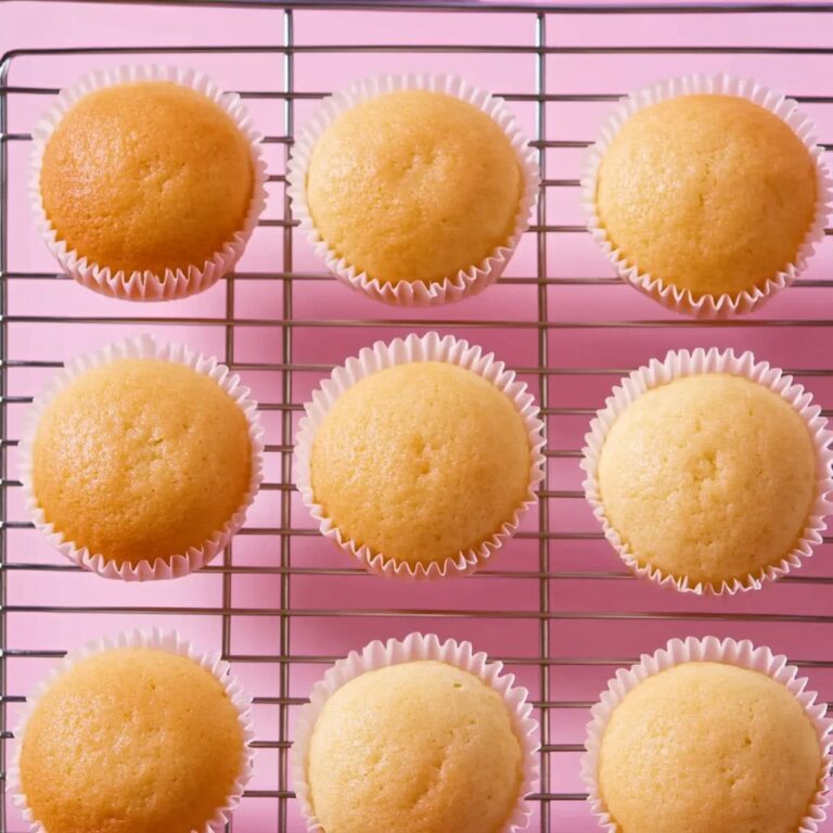 Vanilla Cupcakes Receta fácil y deliciosa para el pastel perfecto